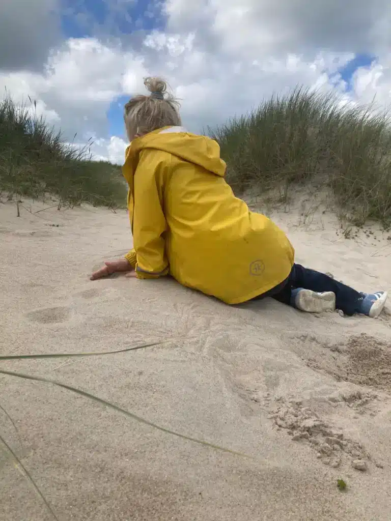 Barn i klitterne – angst behandling for børn hos Ankerplads